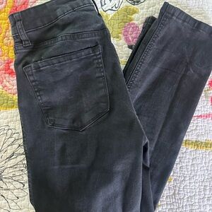 Elegant Charcoal Women's Skinny Jeans